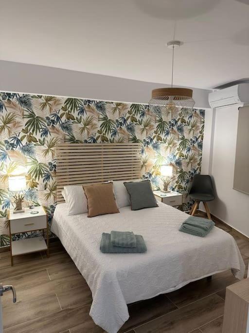 Waterfront 3 Bed Apartment, 90M From The Beach Platja de Larenal Екстериор снимка